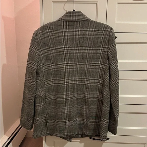 EUC Reformation Winston Relaxed Blazer // Size M - Picture 5 of 6